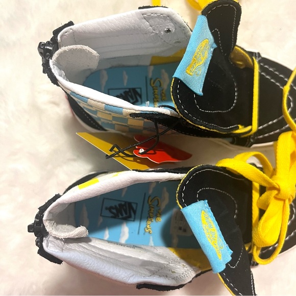 Simpson Vans - Picture 8 of 8